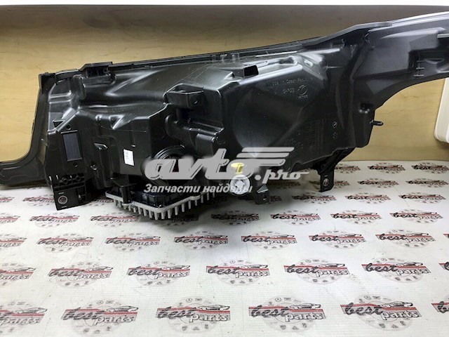 Купить LR116432 Land Rover Фара основная правая