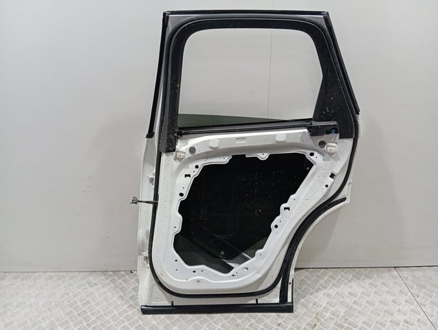 Дверь задняя правая 32399082 Volvo