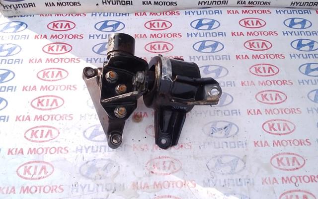 218302Y600 Hyundai/Kia coxim (suporte esquerdo de motor)