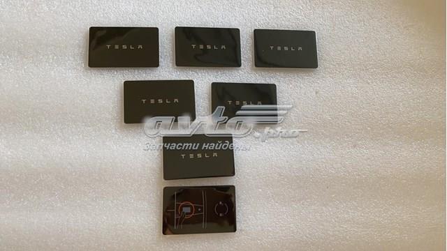  Tesla 113108700F