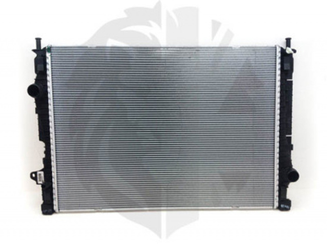 Радиатор охлаждения двигателя Land Rover LR135901 цена, от 383.86 USD