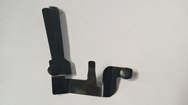 Купить FT4Z8310A Ford Правый дефлектор радиатора