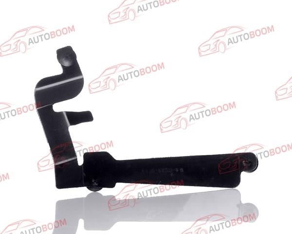 FT4Z8310A Ford Воздуховод (дефлектор) радиатора правый