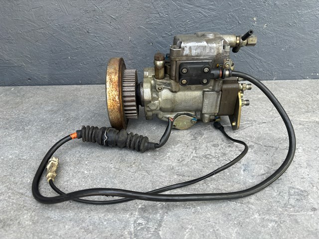 Насос топливный высокого давления (ТНВД) Bosch 0460415989 цена, от 177.57 USD