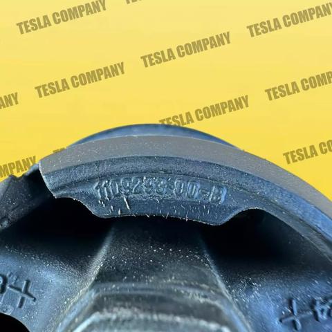  110929300B Tesla Motors