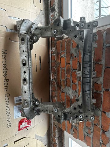 A2236204400 Mercedes Подрамник передней подвески