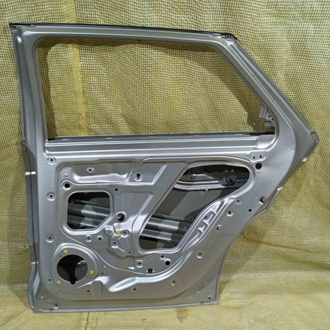 77004GI000 Hyundai/Kia Дверь задняя, правая