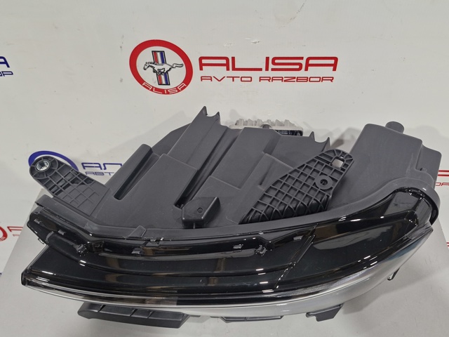 Фары Chrysler 68376987AE