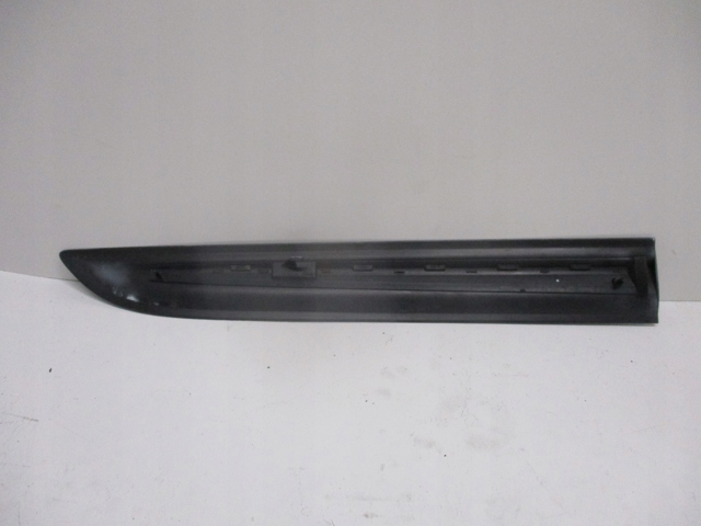 95B837889 Porsche 