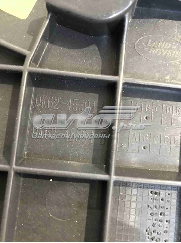 Обшивка (облицовка) крышки багажника (двери 3/5-й задней) LR096952 Land Rover