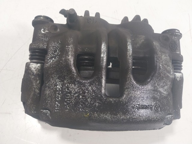 410013165R Renault (RVI) Суппорт тормозной, передний, правый