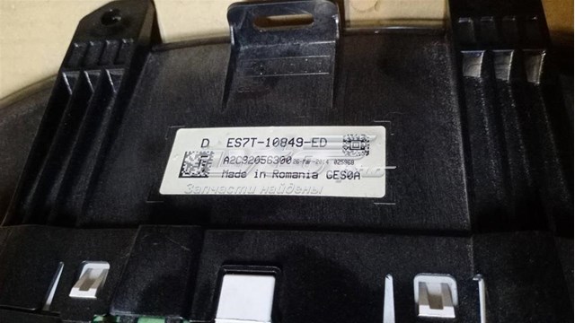 Купить ES7T10849ED Ford Панель приборов