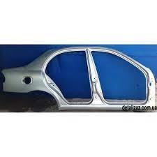 Panel lateral derecha TF698P5401064 ZAZ