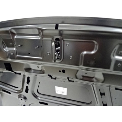  Капот Peugeot 308 3