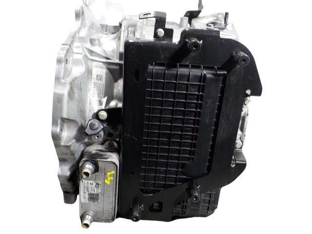 LR071889 Land Rover 