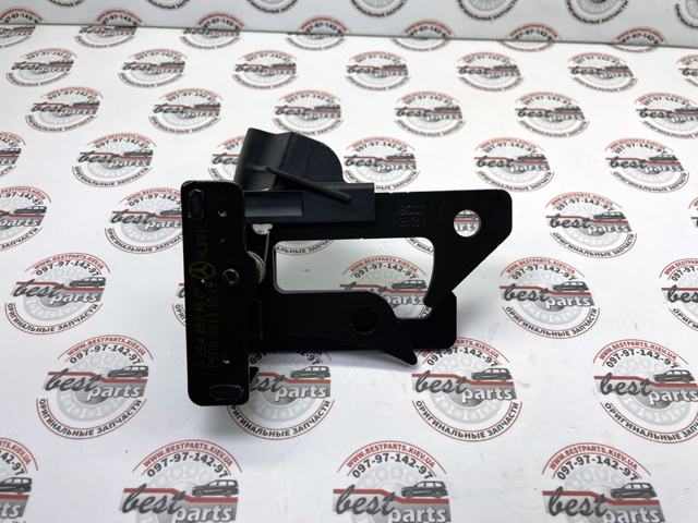 Купить A2548809802 Mercedes Стояк-крюк замка капота