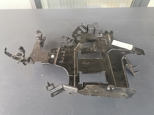 Купить 237142214R Renault (RVI) Электронный блок управления двигателем