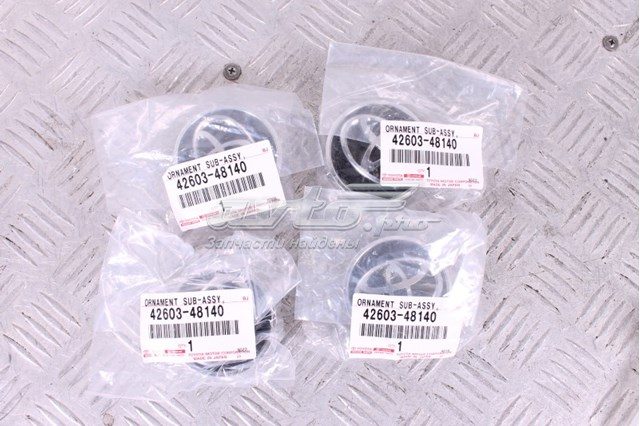 Колпак колесного диска TOYOTA 4260348140