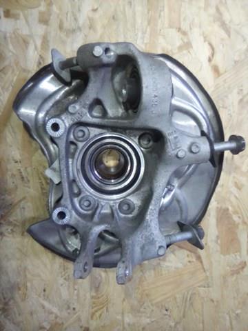 Цапфа задняя левая 80A505435J VAG