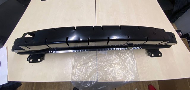 Усилитель переднего бампера  FPS FP7430940