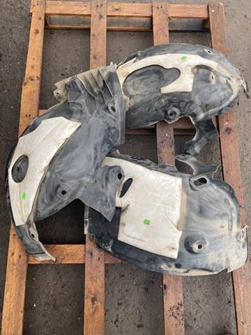Guardabarros interior delantero izquierdo, aleta delantera 638452549R RENAULT