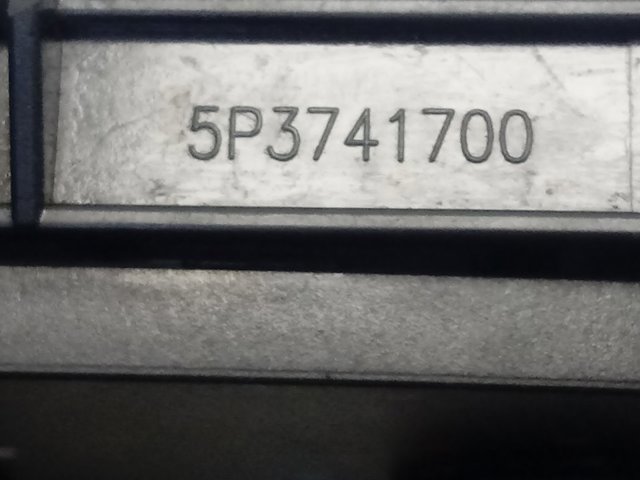  Renault (RVI) 5P3743000