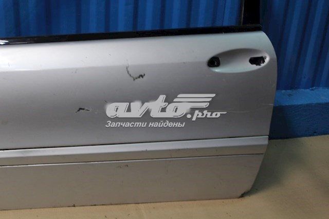 Compre Porta dianteira esquerda Mercedes C 