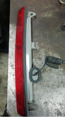 Фонарь сигнала торможения Toyota Avensis II универсал (T25) (2003 - 2008) цена, от 25.54 USD