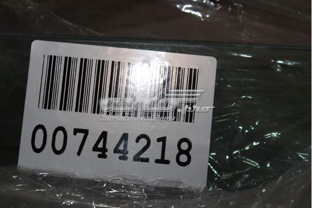 Купить A2227200218 Mercedes Стекло двери передней правой