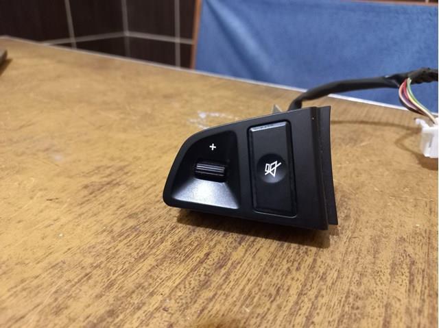  Hyundai/Kia 967001R0004XQH цена, от 10.14 USD