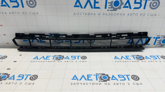 PAD99069GA Signeda Центральная решетка переднего бампера