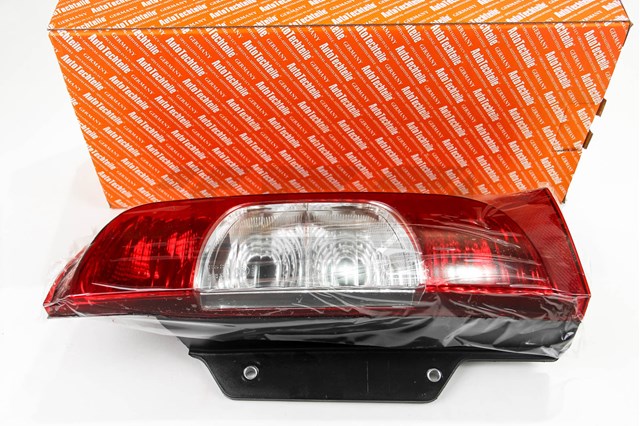 Фонарь задний правый Autotechteile 5030175 цена, от 38.10 USD