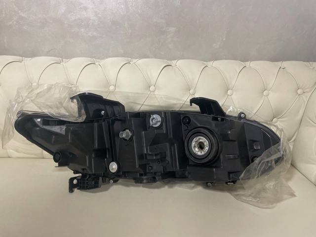 20G256001N TYC Фара
