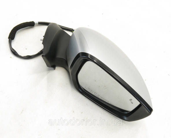 Правое боковое зеркало Nissan/Infiniti 963015SA6A