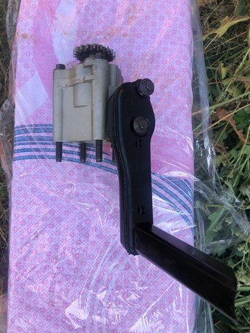 Compre LF0214100 Ford Bomba de óleo