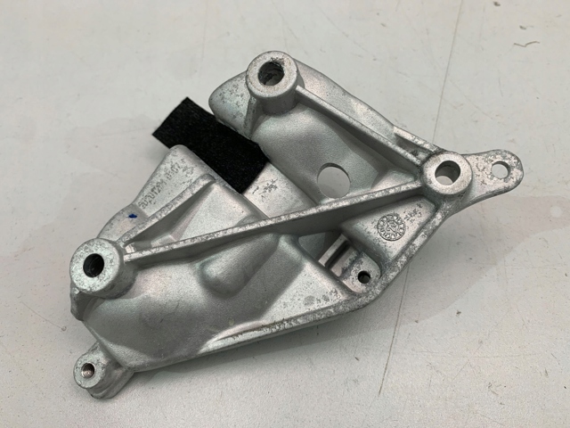  32138983 Volvo