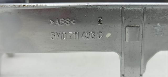 VAG 5M0711456C