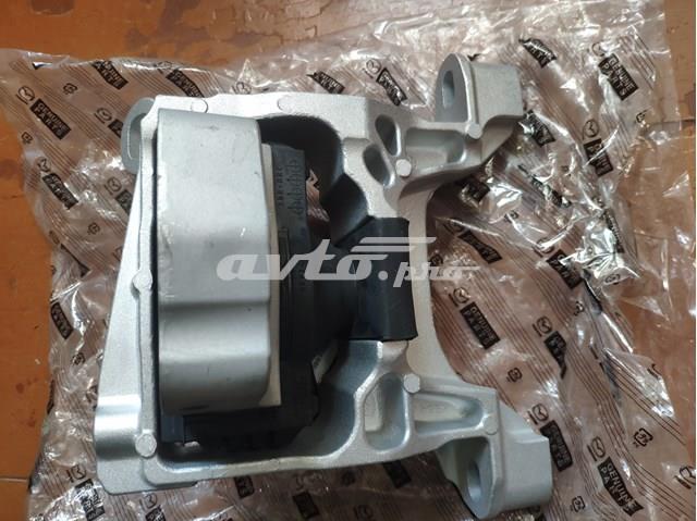 Купить KB8E39060 Mazda Правая опора двигателя