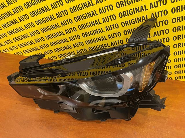 Фары Mazda VA4051040B