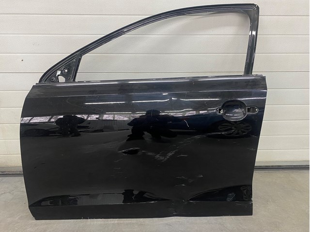 Porta dianteira esquerda Volkswagen Jetta VI 162, 163, AV3, AV2, AY2, AY3