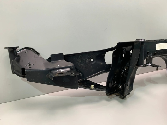 Балка задней подвески поперечная BMW 6851560 цена, от 40.15 USD