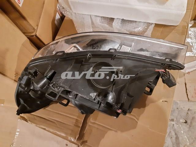 31299995 Volvo Фара передняя правая