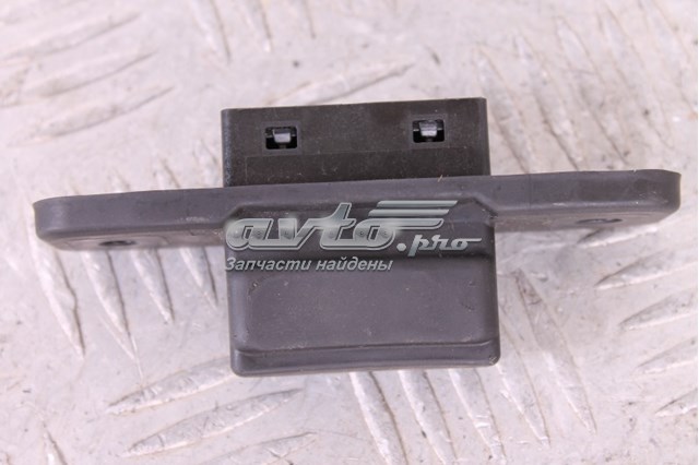 Boton De Accion De Bloqueo De La Tapa Maletero (3/5 Puertas Traseras) KD53624B0 MAZDA