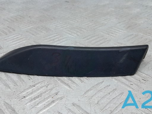 Moldura de parachoques trasero derecho 4L0853828AGRU VAG