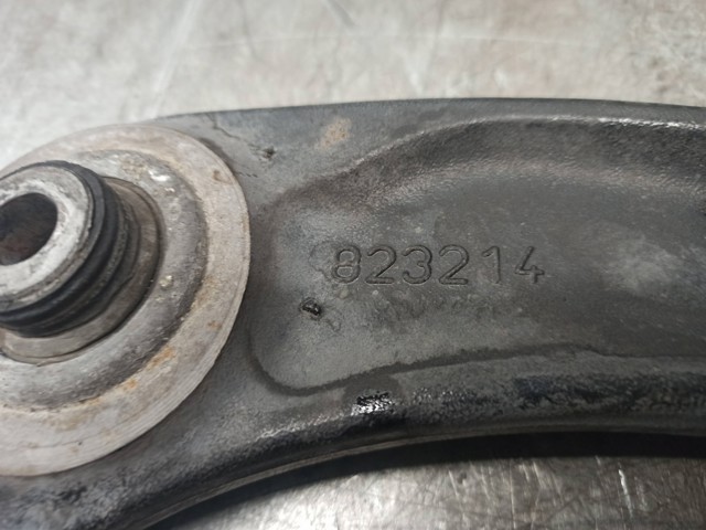  Peugeot/Citroen 823214