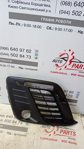 Решетка бампера переднего правая 98117138XT Peugeot/Citroen