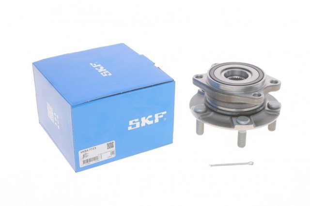 VKBA7723 SKF Ступица колеса передняя
