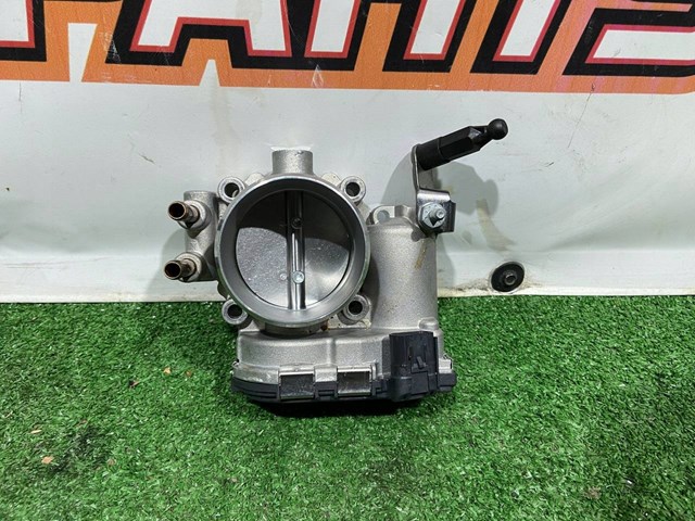 LR109395 Land Rover Дроссельная заслонка