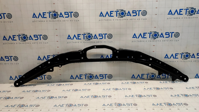 Верхняя рамка радиатора BCJH53150B Mazda