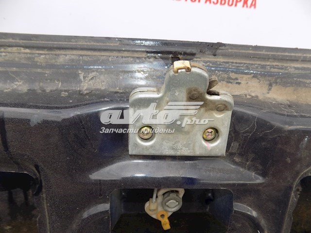 Замок багажника 90221185 General Motors